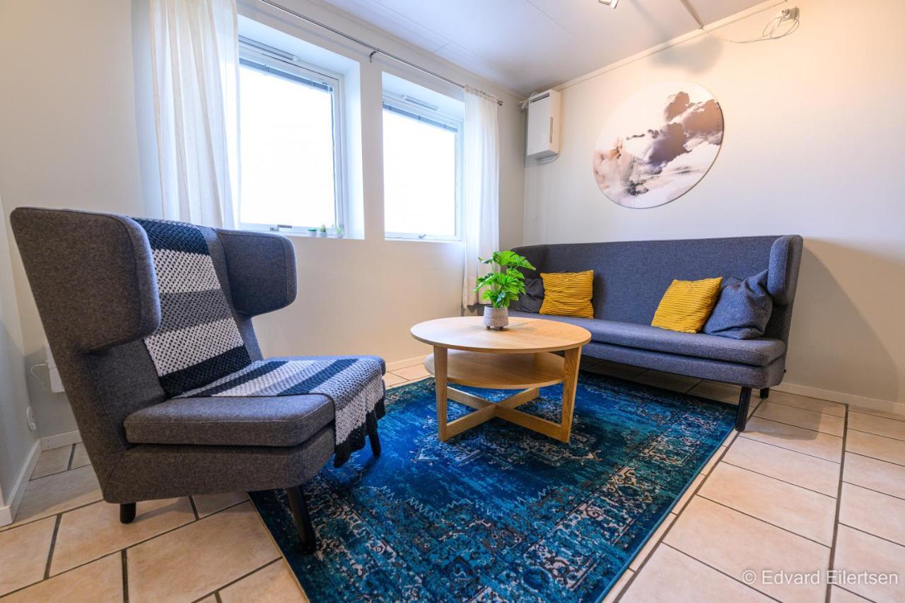 Great Apartment With A Lovely View Of The Sea And Mountains Kvaloya Exterior photo